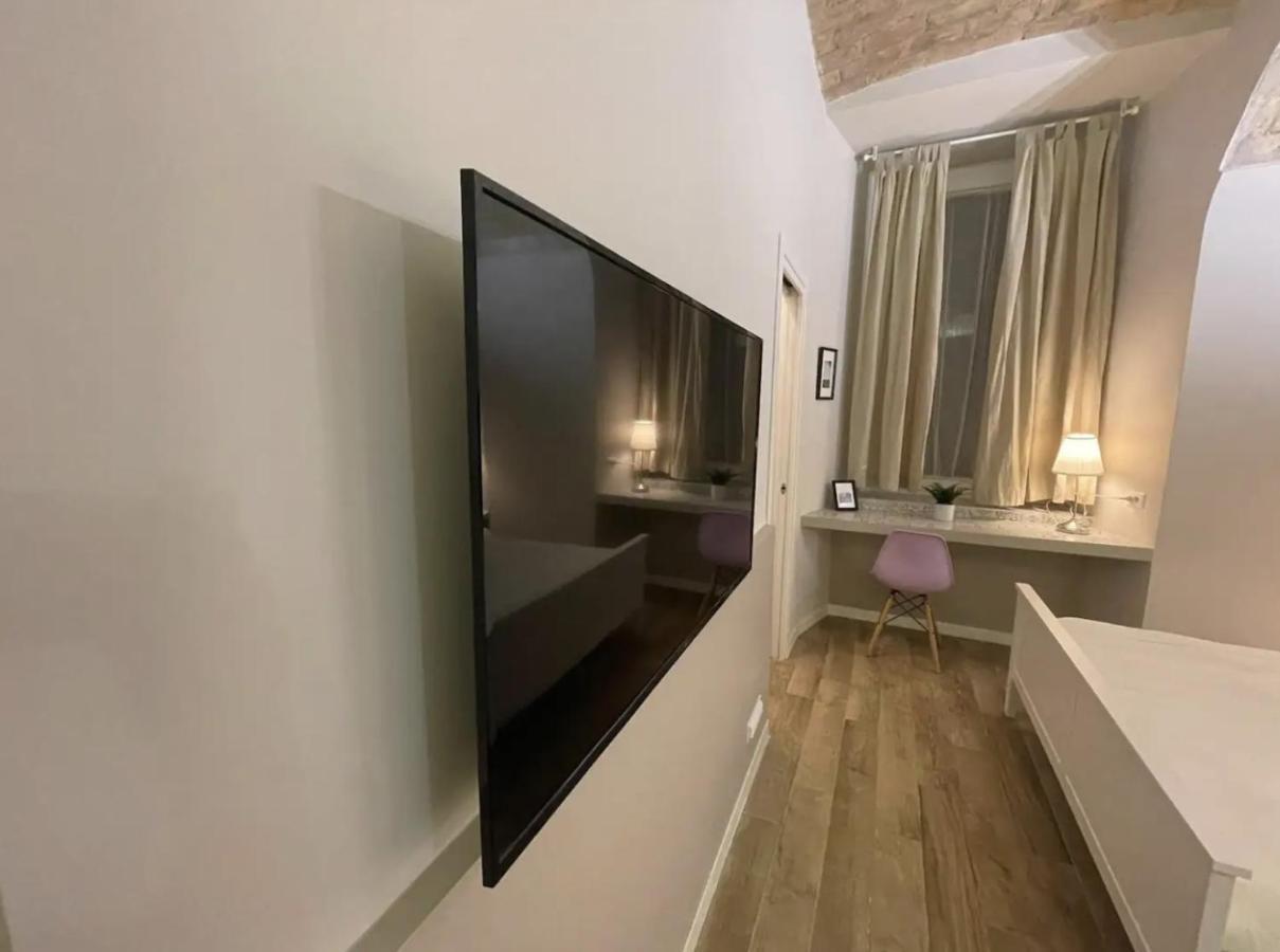 New-Big Honey Colosseum 4Bdr + 2Sofa Bed A/C Rome Extérieur photo